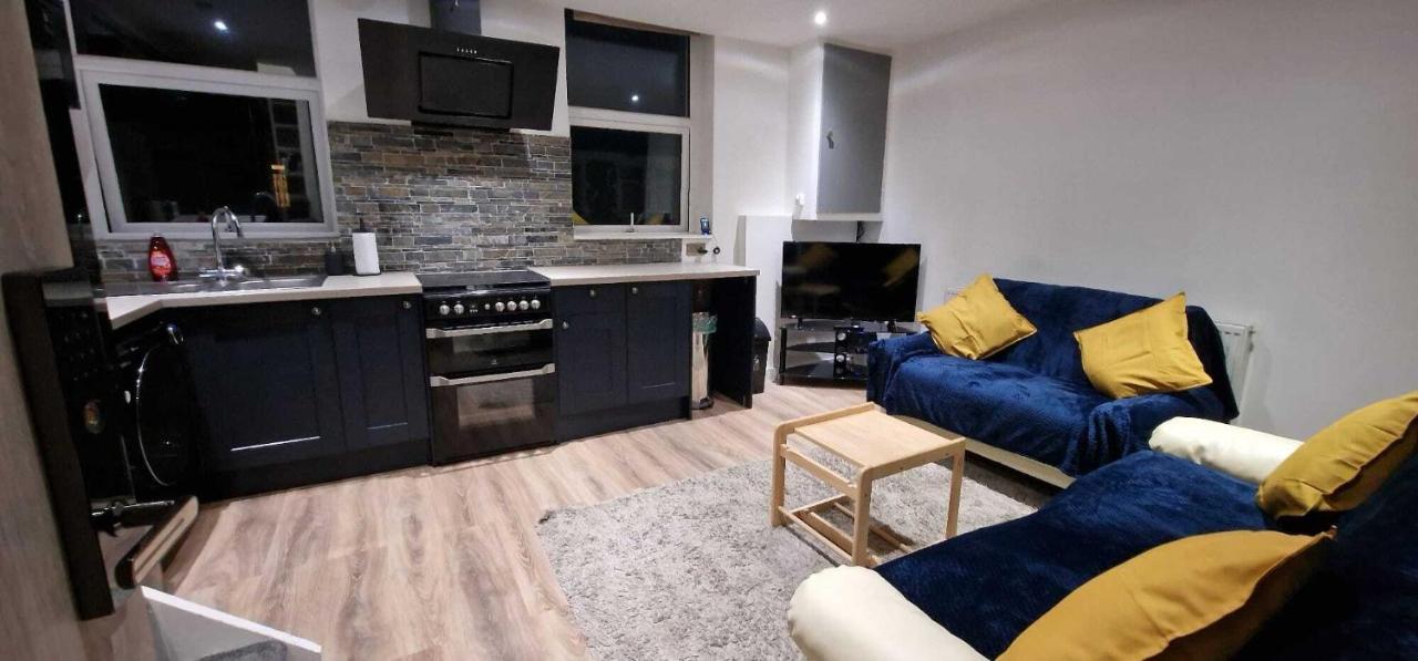 Sapphire Strathnairn Apartment كارديف المظهر الخارجي الصورة