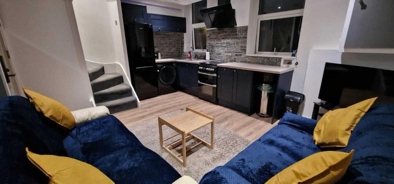 Sapphire Strathnairn Apartment كارديف المظهر الخارجي الصورة
