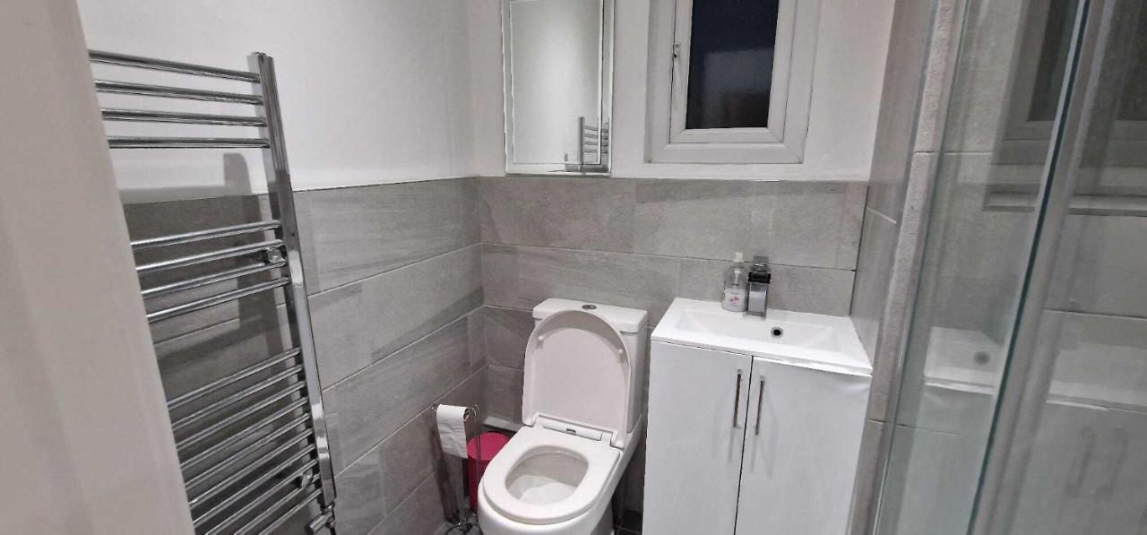 Sapphire Strathnairn Apartment كارديف المظهر الخارجي الصورة