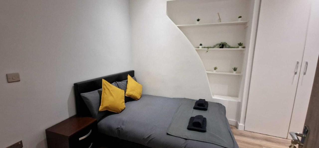 Sapphire Strathnairn Apartment كارديف المظهر الخارجي الصورة